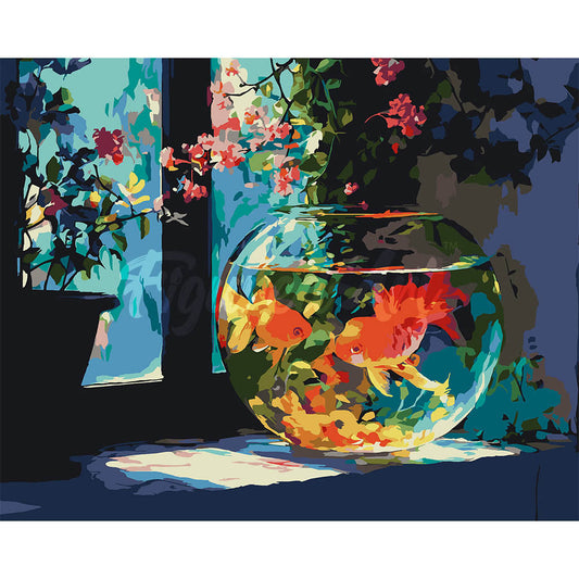 Sonnenbeschienenes Goldfischglas