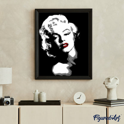 Monroe Black And White