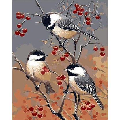 Vögel und Obstbaum